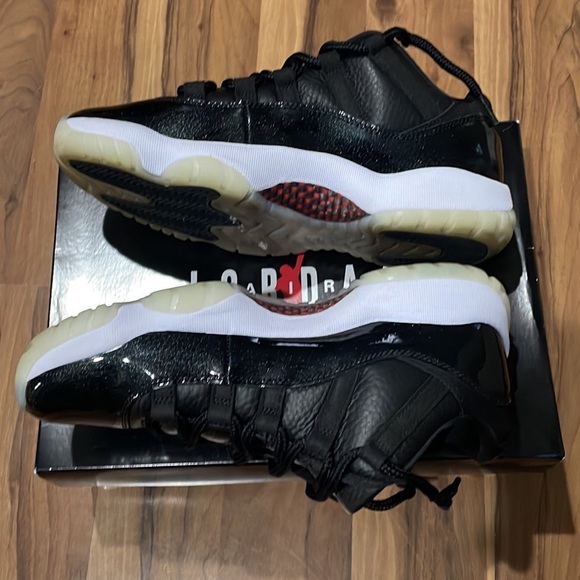 **sold** Air Jordan 11 Retro Low “72-10” - Picture 4 of 8